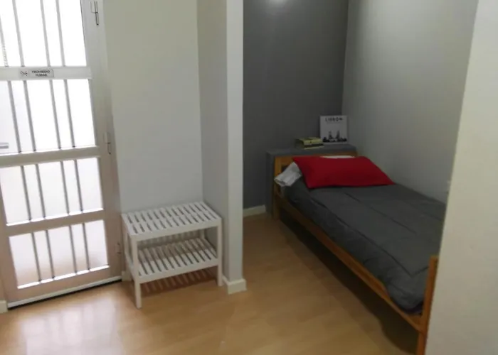 Estudios Cientouno 라 라구나